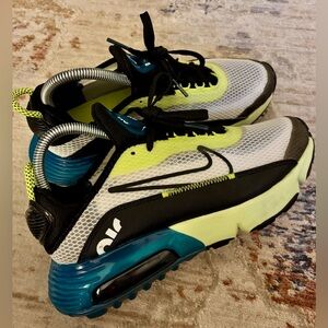 Nike Air Max 2090 Volt Blue